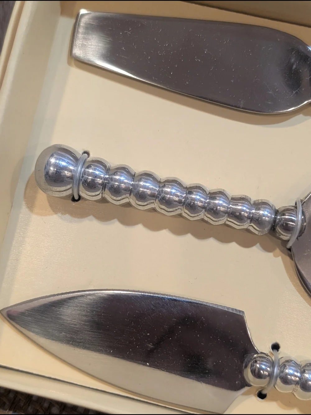 Pier 1 Silver Beaded Handle Cheese Knife Set, New in Box
